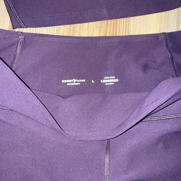Old Navy Active Deep Purple Leggings - Picture 2 of 3